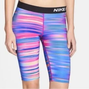 Nike Kids Multicolor Striped Shorts size small